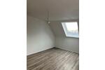Dachgeschoßwohnung Mutlangen - 3.5 Zimmer, 120 m&sup2;, 1.100&euro; | Angebot:26029521