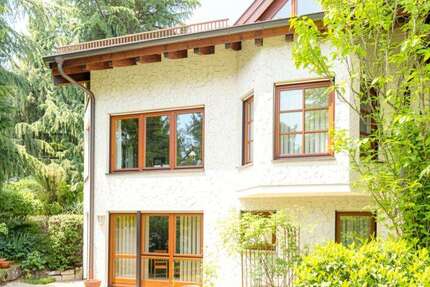 Haus Aalen Unterkochen - 7.5 Zimmer, 243 m&sup2;, 899.000&euro; | Angebot:25636786