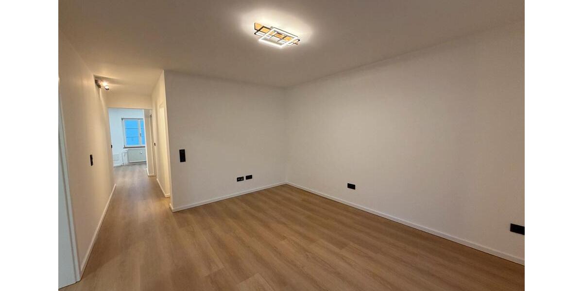 Etagenwohnung Ellwangen (Jagst) - 2 Zimmer, 55 m&sup2;, 970&euro; | Angebot:25512948