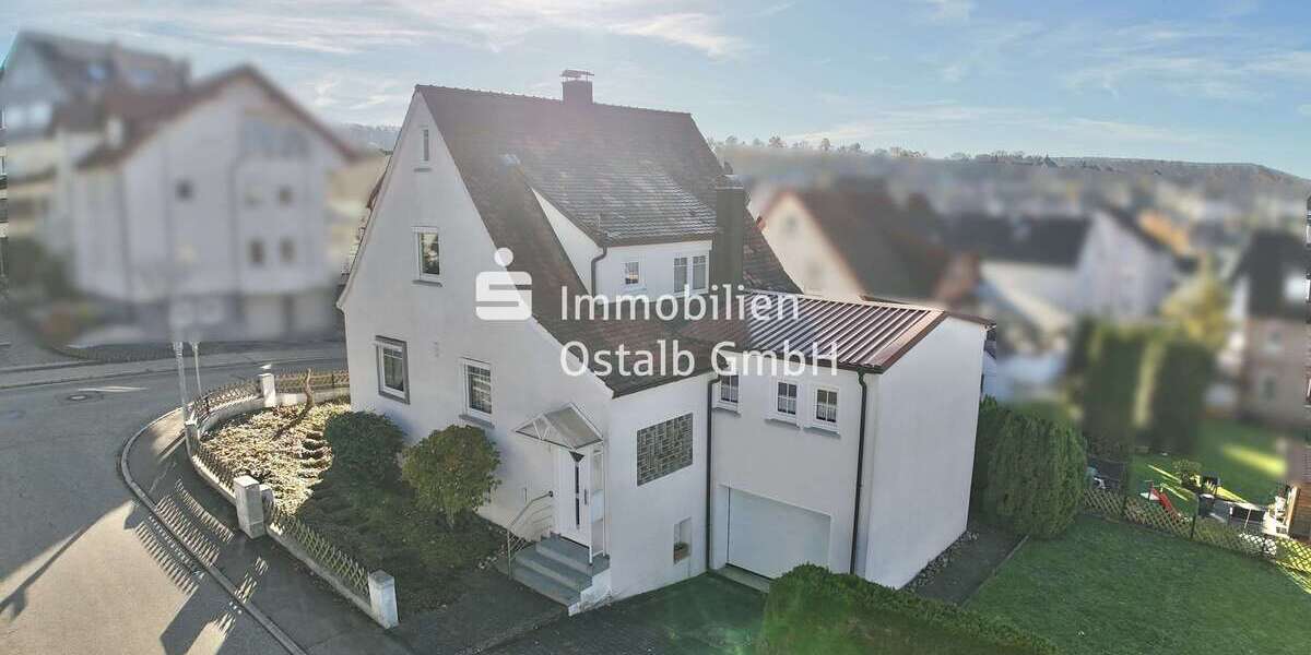 Einfamilienhaus Aalen Attenhofen - 5.5 Zimmer, 115 m&sup2;, 337.000&euro; | Angebot:26492952