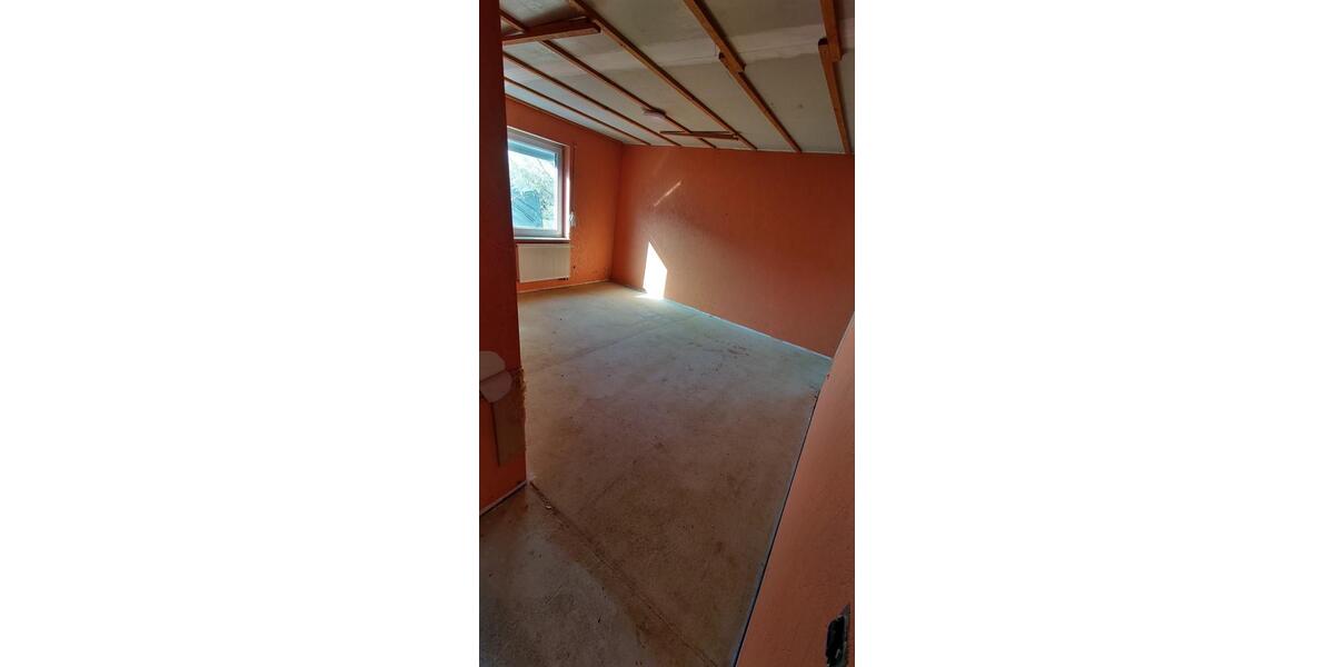 Mehrfamilienhaus, Wohnhaus Bühlerzell - 6 Zimmer, 162 m&sup2;, 350.000&euro; | Angebot:25748574