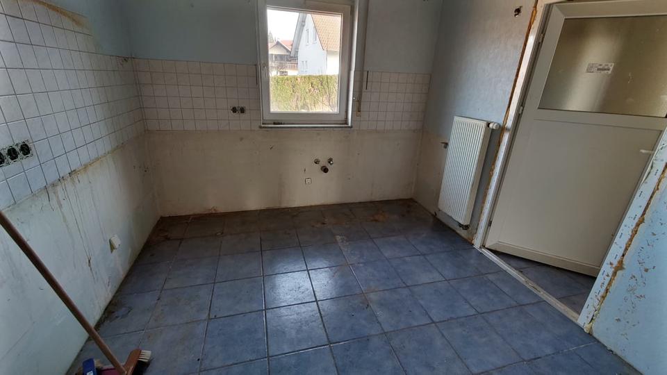 Mehrfamilienhaus, Wohnhaus Bühlerzell - 6 Zimmer, 162 m&sup2;, 350.000&euro; | Angebot:25748574
