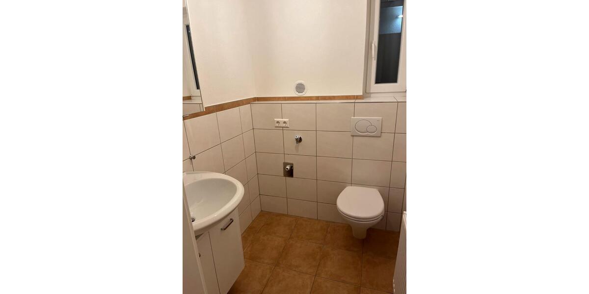 Erdgeschoßwohnung Nördlingen - 3 Zimmer, 98 m&sup2;, 1.050&euro; | Angebot:25414086
