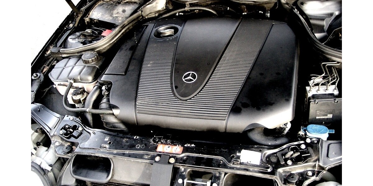 Mercedes-Benz Coupé 204.000 km 5.300 &euro; Heuchlingen 73572