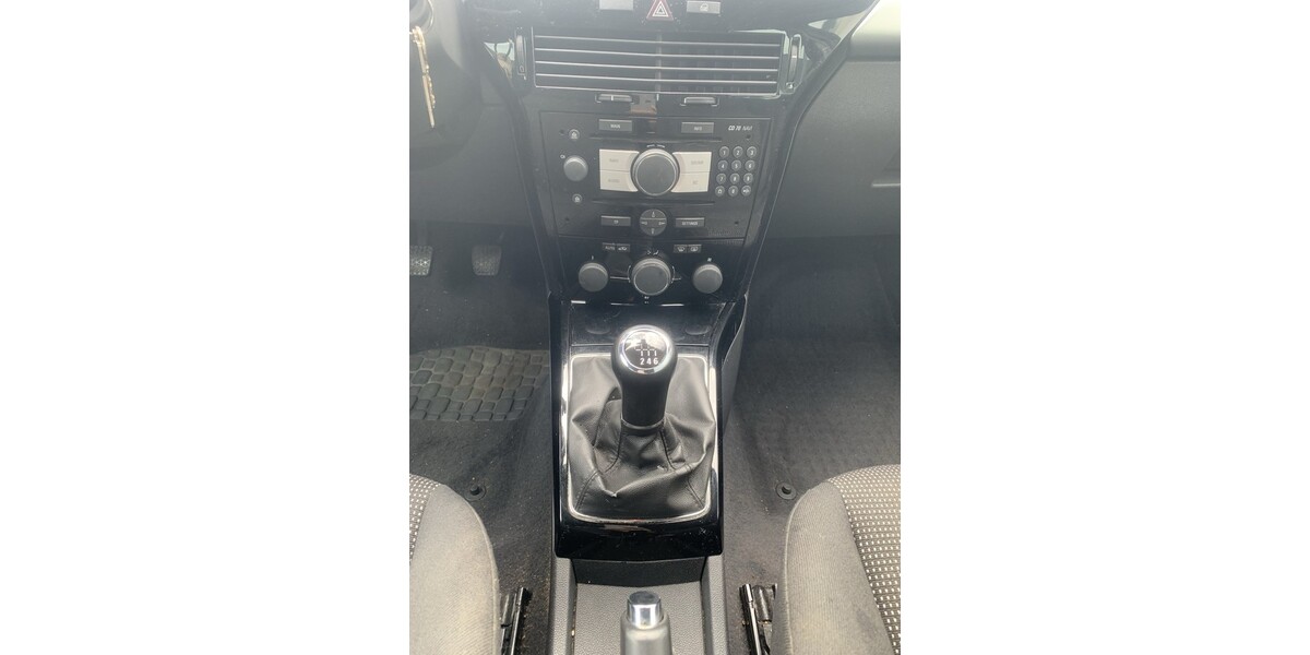 Opel Astra H Caravan 260.000 km 1.300 &euro; Aalen 73430