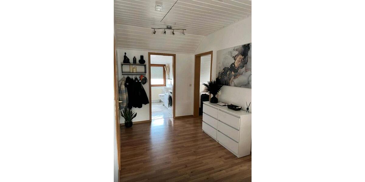 Dachgeschoßwohnung Spraitbach - 2 Zimmer, 58 m&sup2;, 179.000&euro; | Angebot:27020423