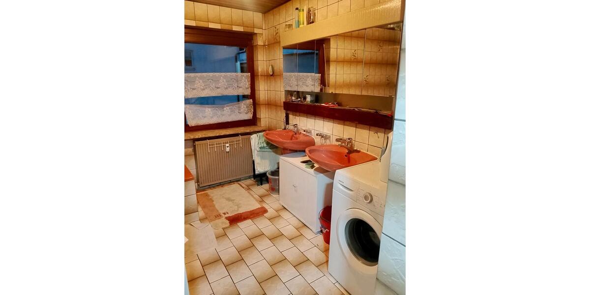 Etagenwohnung Oberkochen - 1 Zimmer, 12 m&sup2;, 425&euro; | Angebot:25853855