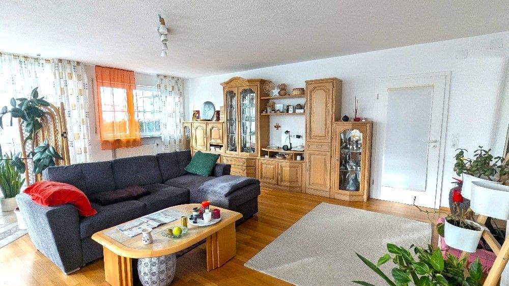 Einfamilienhaus Giengen an der Brenz Giengen - 9 Zimmer, 256 m&sup2;, 489.000&euro; | Angebot:25772324