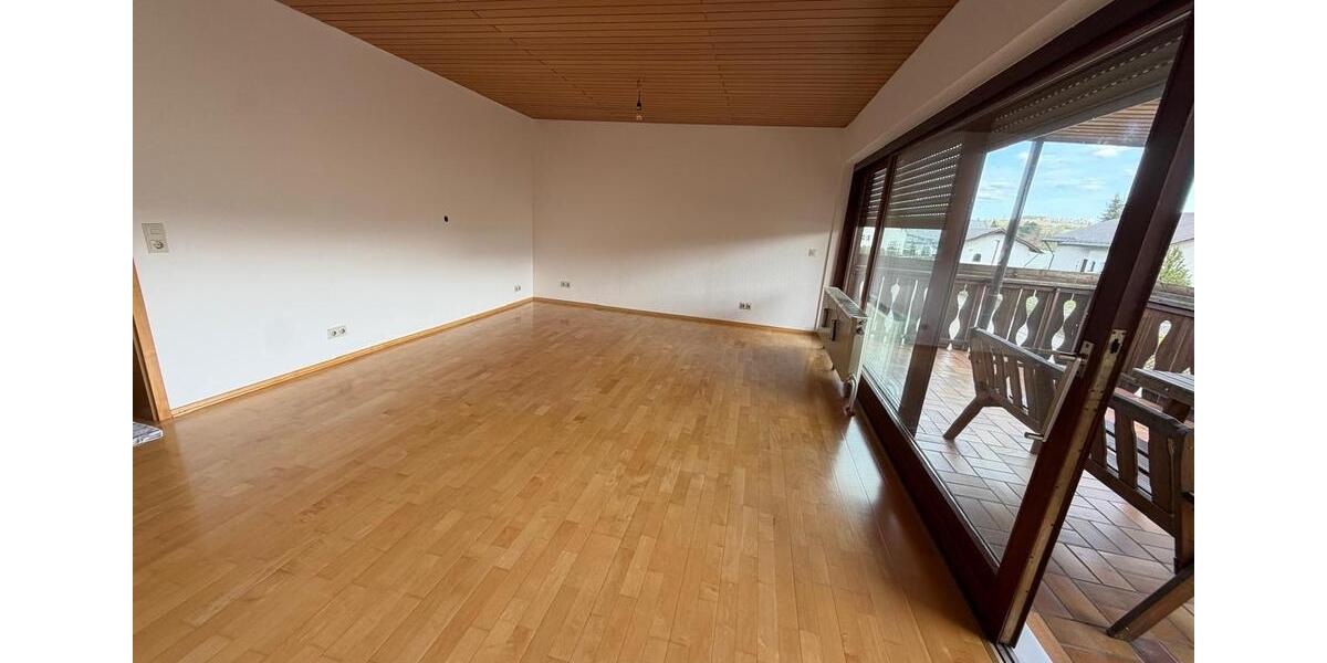 Erdgeschoßwohnung Abtsgmünd - 4 Zimmer, 130 m&sup2;, 1.290&euro; | Angebot:26050725