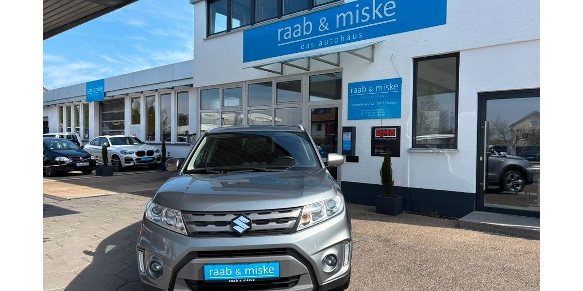 Suzuki Vitara 88.000 km 12.490 &euro; Essingen 73457