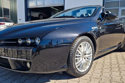Alfa Romeo Spider 40.257 km 11.990 &euro; Heidenheim an der Brenz 89520