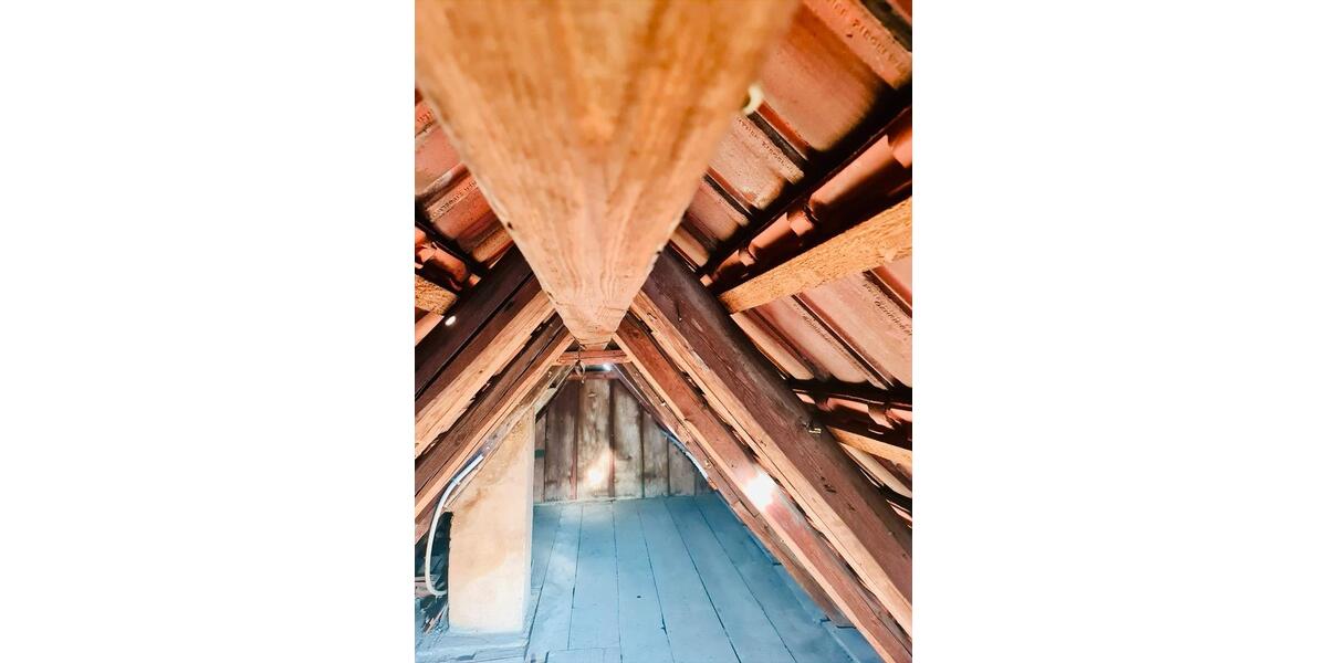 Doppelhaushälfte Ellwangen (Jagst) - 6 Zimmer, 180 m&sup2;, 120.000&euro; | Angebot:25171076