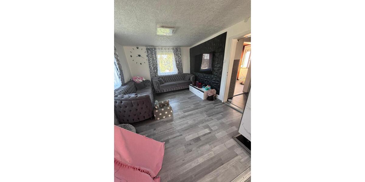 Einfamilienhaus Leinzell - 5 Zimmer, 110 m&sup2;, 250.000&euro; | Angebot:26093989