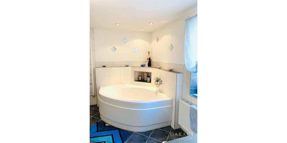 Mehrfamilienhaus, Wohnhaus Adelmannsfelden - 1 Zimmer, 375 m&sup2;, 1.399.000&euro; | Angebot:25707616