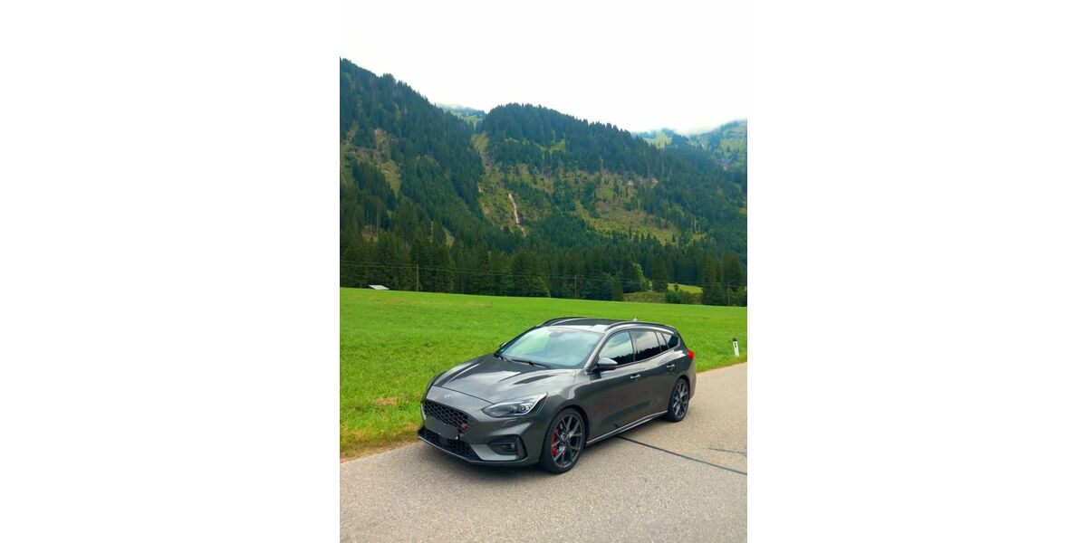 Ford Focus 69.000 km 21.499 &euro; Heidenheim 89520