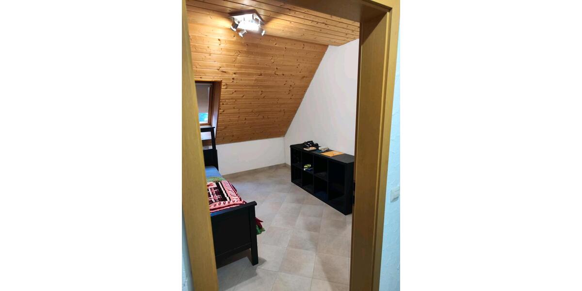 Dachgeschoßwohnung Giengen an der Brenz - 3 Zimmer, 96 m&sup2;, 280.000&euro; | Angebot:26906514