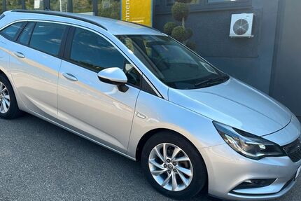 Opel Astra 66.000 km 12.300 &euro; Lauterstein 73111