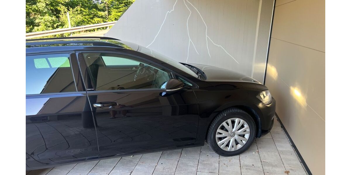 VW Golf 103.000 km 18.000 &euro; Aalen 73433