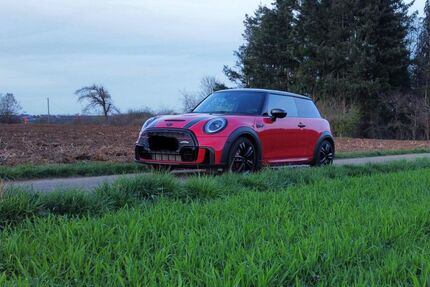 Mini John Cooper Works 61.824 km 28.300 &euro; Hüttlingen 73460