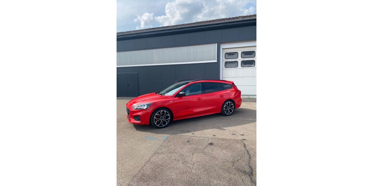 Ford Focus 90.000 km 14.100 &euro; Nördlingen 86720