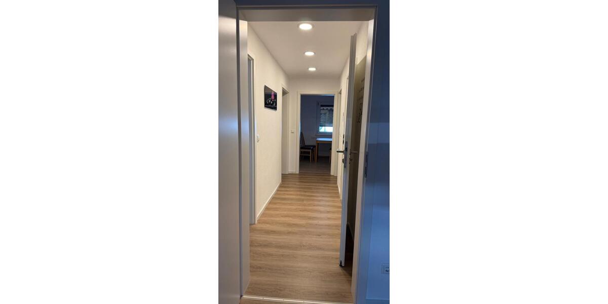 Dachgeschoßwohnung Aalen Attenhofen - 3 Zimmer, 62 m&sup2;, 1.050&euro; | Angebot:24527547