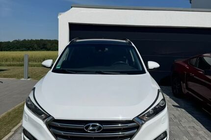 Hyundai TUCSON 130.000 km 13.099 &euro; Gerstetten 89547