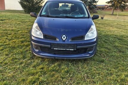 Renault Clio 173.900 km 700 &euro; Ellwangen 73479