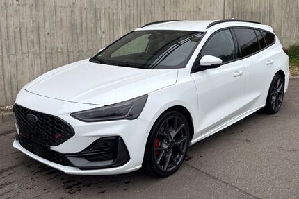 Ford Focus 45.990 km 28.760 &euro; Essingen 73457