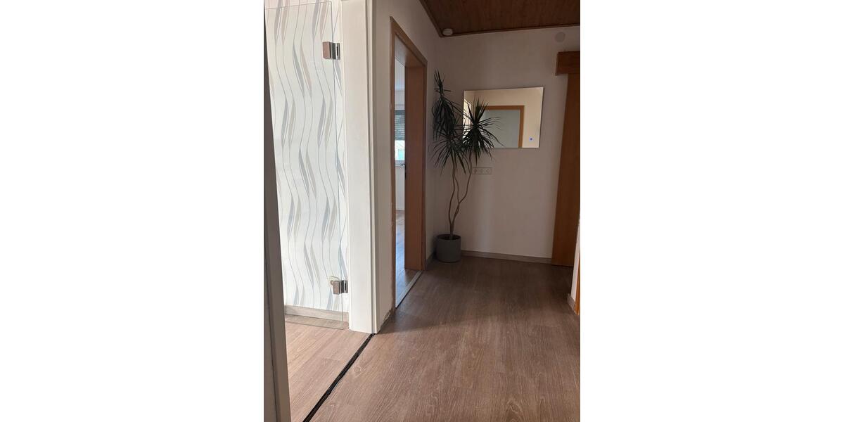Erdgeschoßwohnung Aalen - 4 Zimmer, 85 m&sup2;, 950&euro; | Angebot:25948422