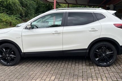 Nissan Qashqai 36.587 km 20.999 &euro; Aalen 73433