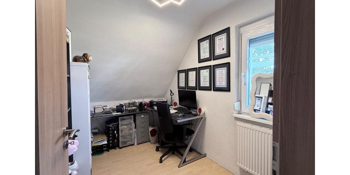 Einfamilienhaus Aalen Attenhofen - 6.5 Zimmer, 130 m&sup2;, 499.000&euro; | Angebot:27266030