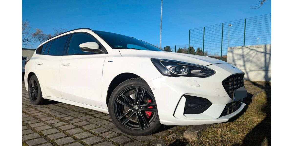 Ford Focus 94.500 km 16.990 &euro; Rosenberg 73494