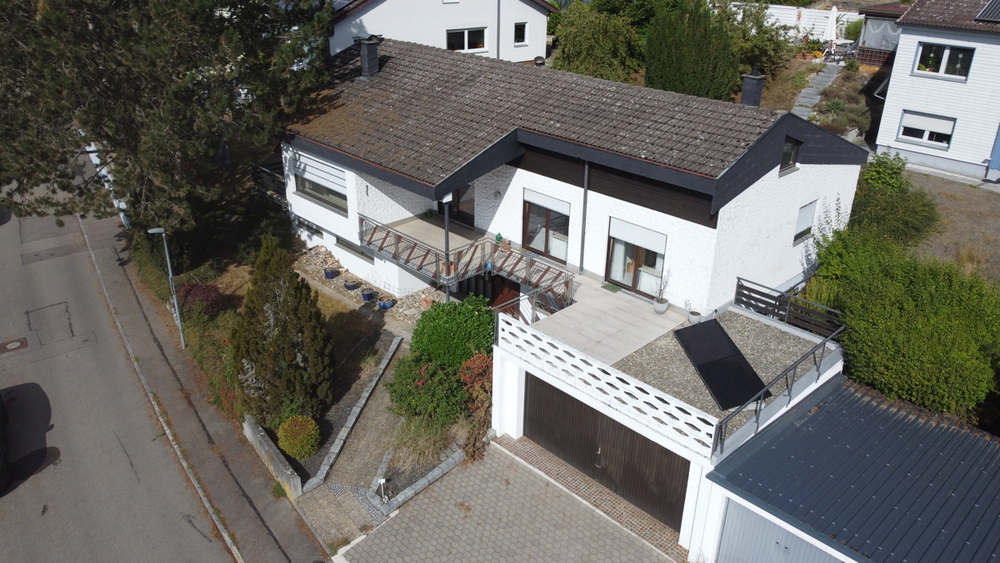 Wohnen mit Weitblick - Einfamilienhaus mit ELW in traumhafter Panoramalage von Herbrechtingen - Einfamilienhaus Herbrechtingen Herbrechtingen | Angebot:27254721