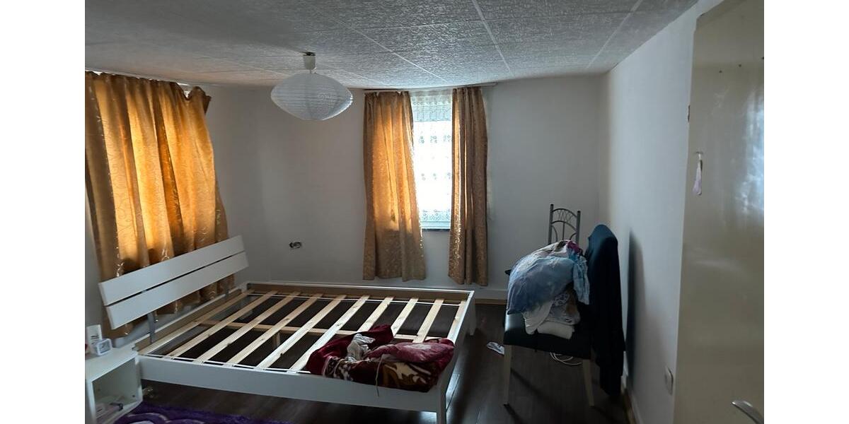 Einfamilienhaus Lauterstein - 7 Zimmer, 120 m&sup2;, 129.000&euro; | Angebot:26866001