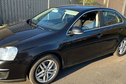 VW Jetta 225.350 km 2.590 &euro; Mutlangen 73557