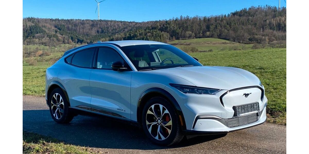 Ford Mustang Mach-E 14.000 km 31.100 &euro; Gaildorf 74405