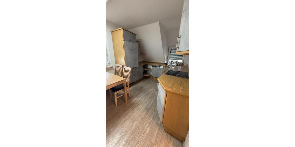 Dachgeschoßwohnung Aalen Attenhofen - 3 Zimmer, 62 m&sup2;, 1.050&euro; | Angebot:24527547