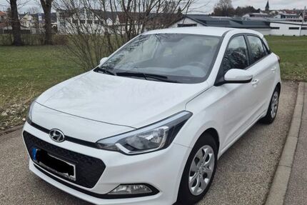 Hyundai i20 91.000 km 8.900 &euro; Nattheim 89564
