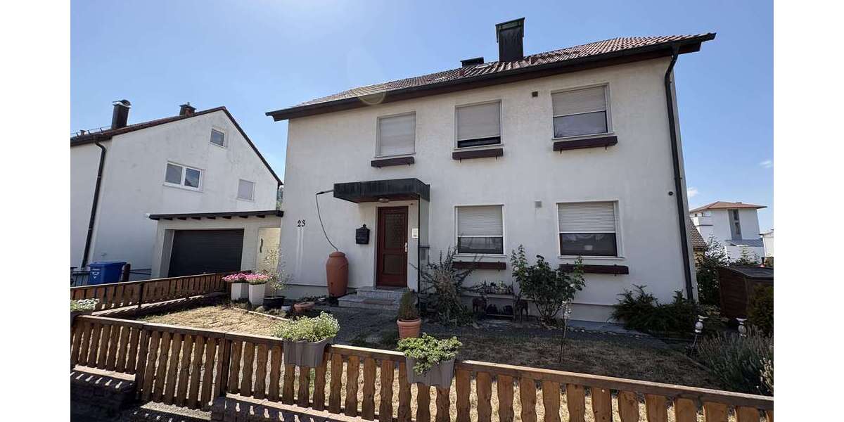 Einfamilienhaus Aalen Ebnat - 8 Zimmer, 180 m&sup2;, 335.000&euro; | Angebot:27262765