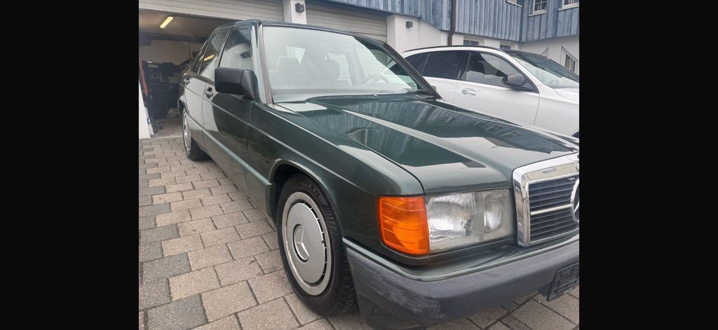 Mercedes-Benz 190 239.000 km 5.555 &euro; Essingen 73457