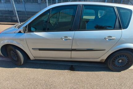 Renault Scenic 165.000 km 2.200 &euro; Schwäbisch Gmünd 73525