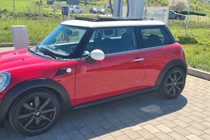 Mini Cooper D 205.500 km 2.750 &euro; Mögglingen 73563