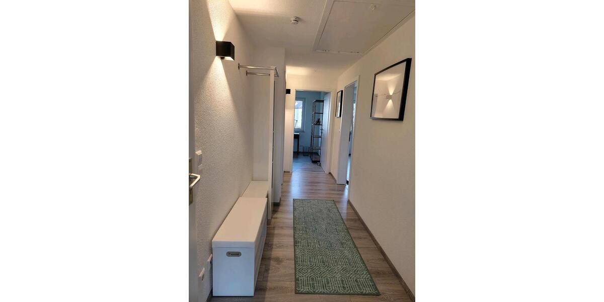 Dachgeschoßwohnung Aalen Unterkochen - 3 Zimmer, 75 m&sup2;, 1.200&euro; | Angebot:26625617