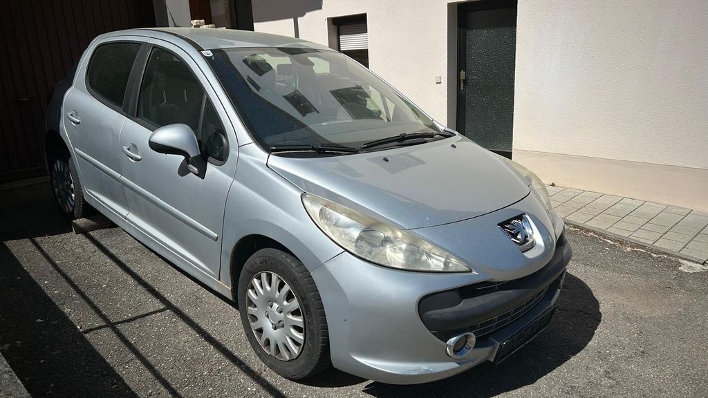 Peugeot 207 95.650 km 1.900 &euro; Heidenheim an der Brenz 89522