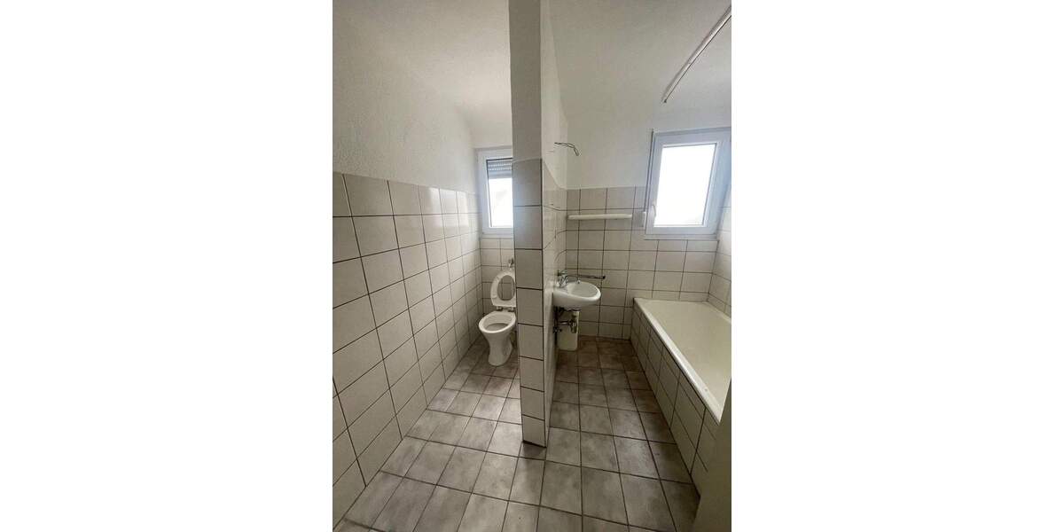 Mehrfamilienhaus, Wohnhaus Lauchheim - 7 Zimmer, 125 m&sup2;, 329.000&euro; | Angebot:25678650