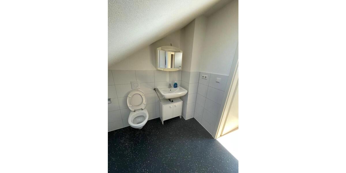 Dachgeschoßwohnung Schwäbisch Gmünd Bargau - 2 Zimmer, 82 m&sup2;, 700&euro; | Angebot:26634487