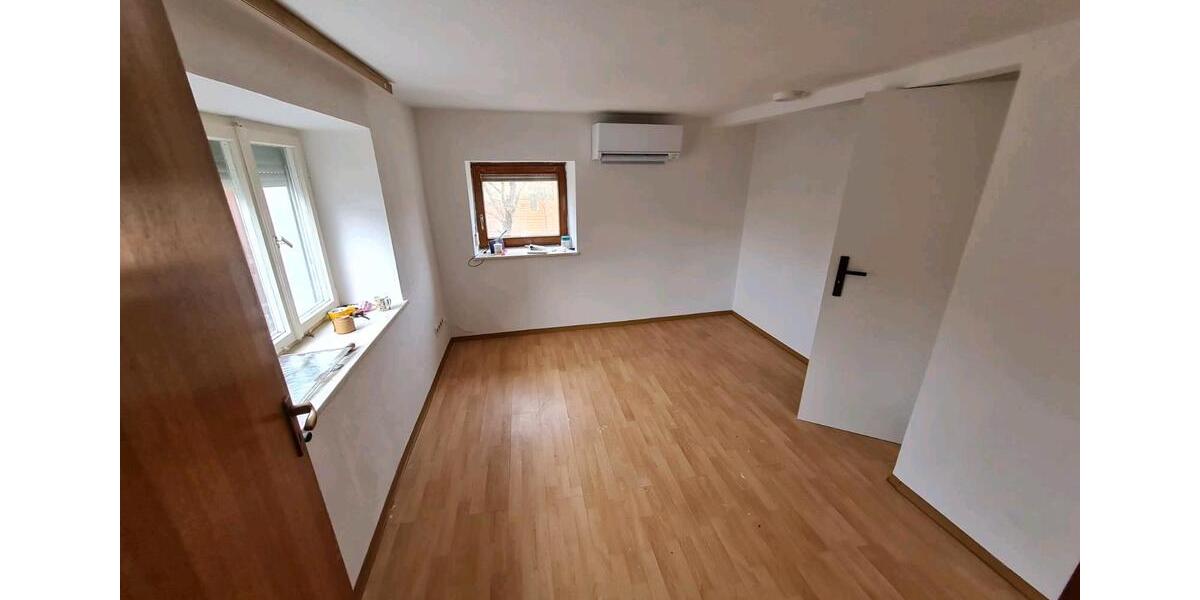 Einfamilienhaus Neresheim - 3 Zimmer, 65 m&sup2;, 80.000&euro; | Angebot:26020460