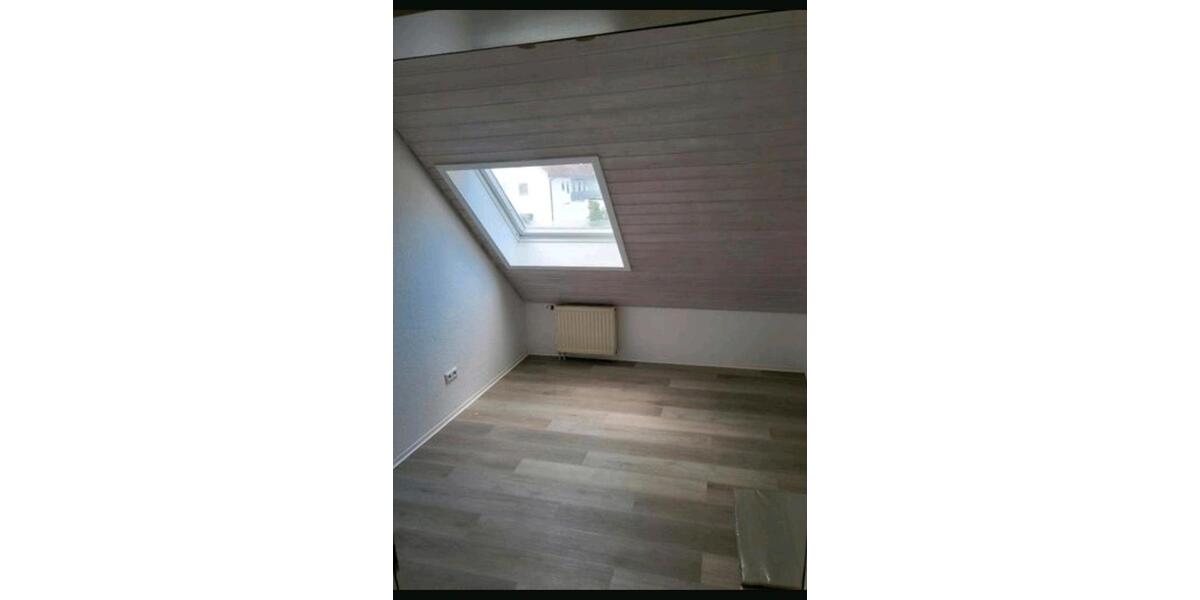 Dachgeschoßwohnung Gaildorf - 4 Zimmer, 90 m&sup2;, 210.000&euro; | Angebot:26592757