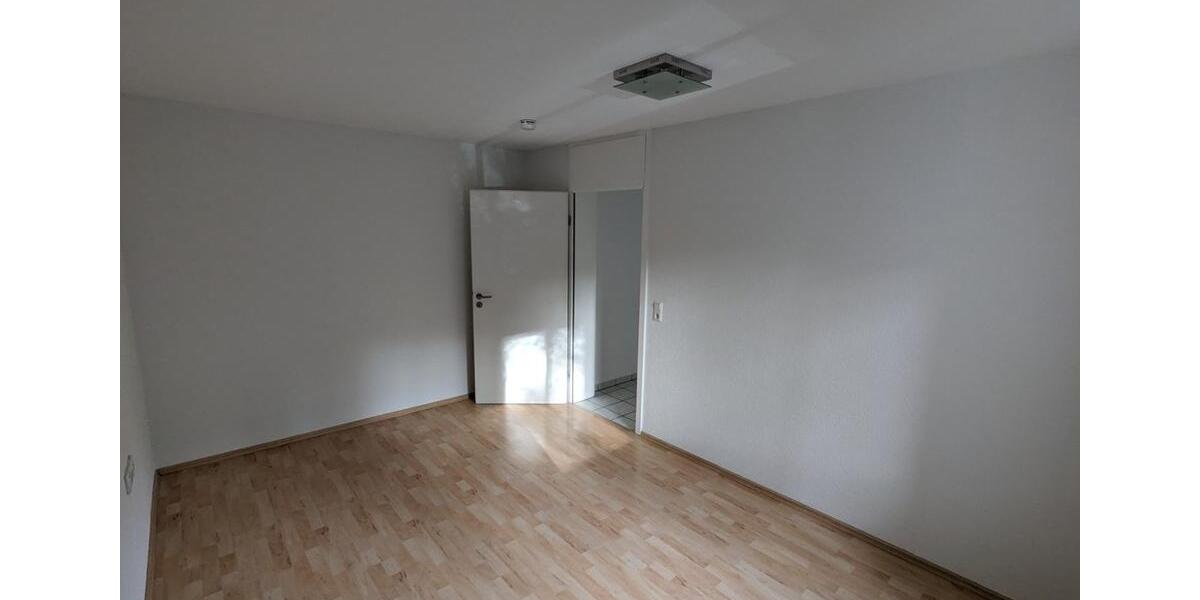 Erdgeschoßwohnung Schwäbisch Gmünd Bargau - 3 Zimmer, 81 m&sup2;, 1.000&euro; | Angebot:25852546