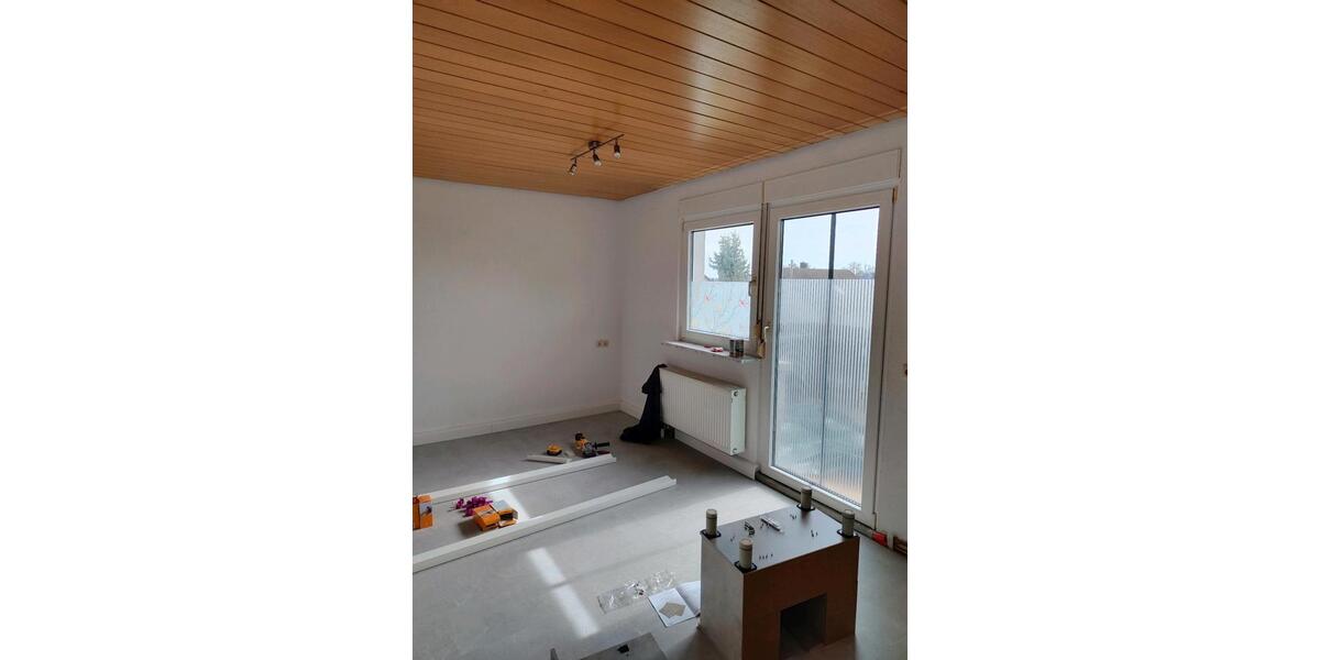 Etagenwohnung Mutlangen - 3 Zimmer, 74 m&sup2;, 650&euro; | Angebot:25838284